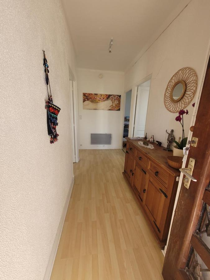 Villa La Desiree - Haut De Villa, 68M2, 8 Personnes Max, Climatise, 4 Etoiles, 120M2 De Jardin Et Parking, Wifi, Vu Merアンティーブ エクステリア 写真